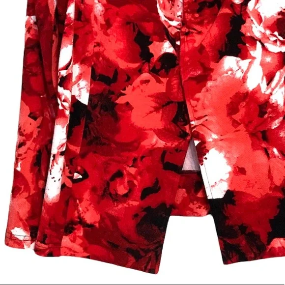 ❌SOLD❌LG•VAMP•CINNAMON RED, WHITE/BLACK FLORAL PULL OVER JACKET W COWL NECK - Picture 4 of 4